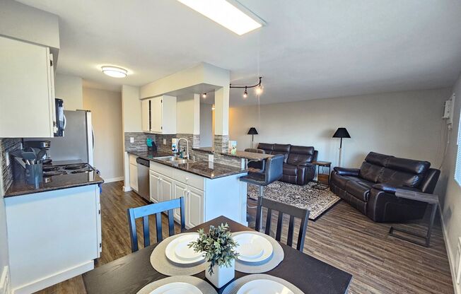 2 beds, 1 bath, 850 sqft, $1,295, Unit 109