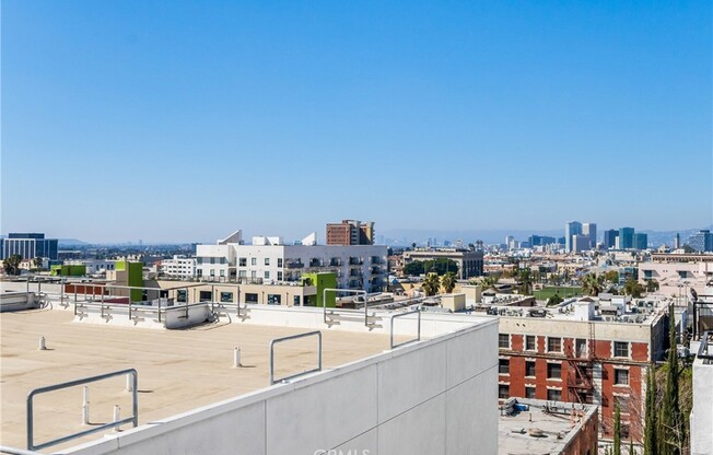 3 beds, 2 baths, 1,610 sqft, $8,000, Unit 612