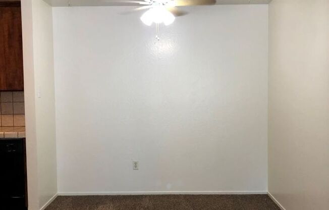 1422p-796-7004 N. Half Moon Dr.   MG
