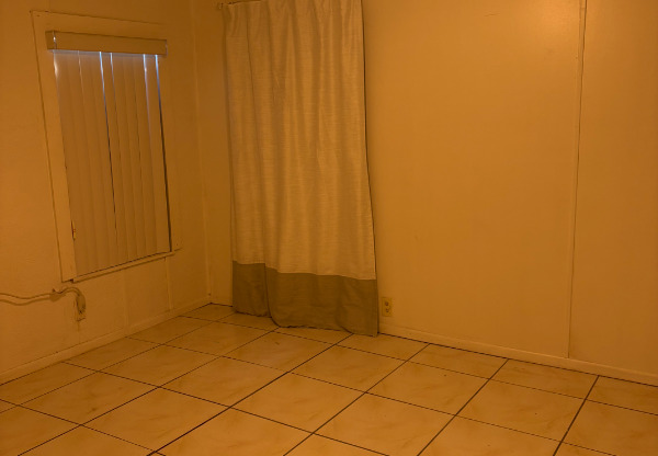 20106 NW 52 AVE