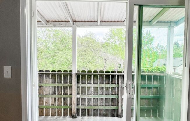 Studio, 1 bath, $850, Unit 25Th440#5