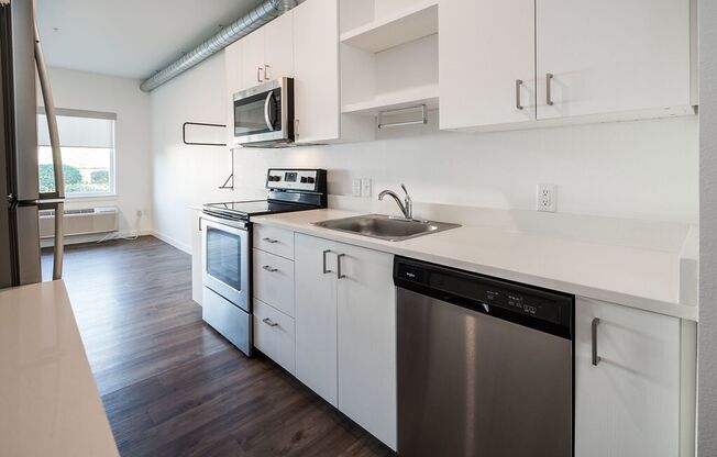 54 Woodstock Apartments~ Great Location ~Vibrant Neighborhood