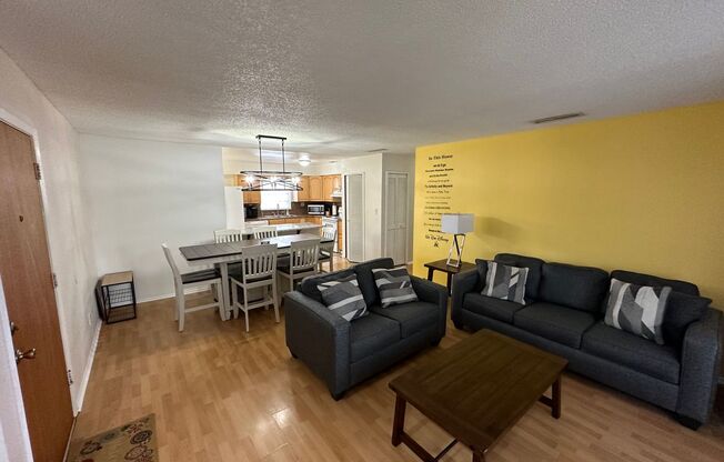 Fully Furnished 2/2 Condo!