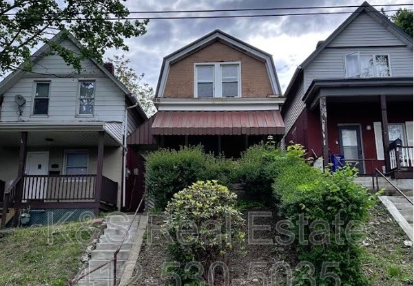 113 REDLYN ST