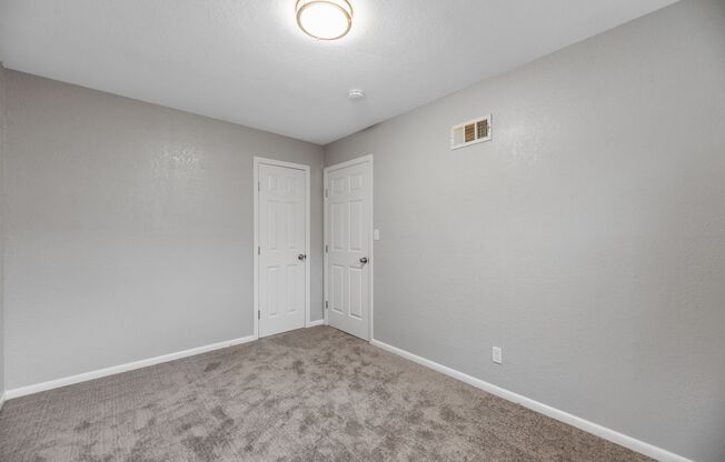 4 beds, 1 bath, $1,255