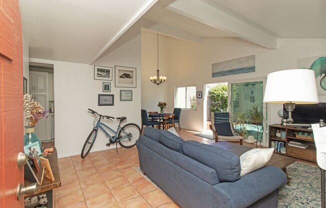 Stunning Saltillo Tiled Single Story Condo in Oceanside!