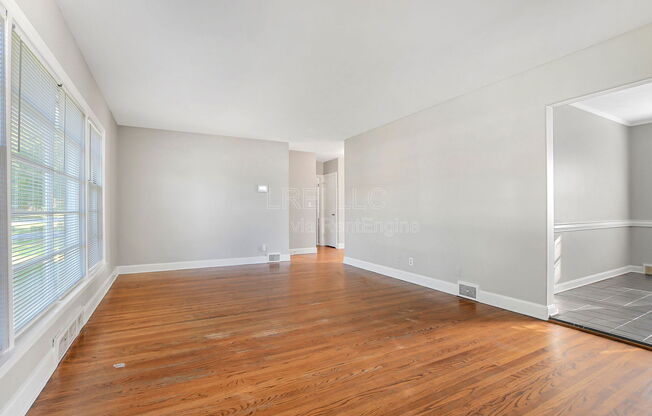 3300 AUTUMN WAY