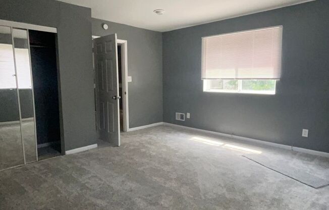 3 BEDROOM 1 BATH RANCH STYLE HOME MOVE IN READY! BRING YOUR SEC 8 PACKETS!!!