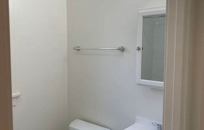 Studio, 1 bath, $1,195, Unit 4847-2C