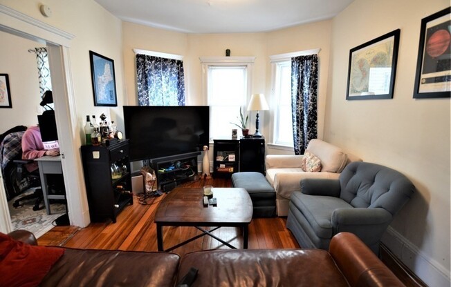 67 WASHBURN AVE