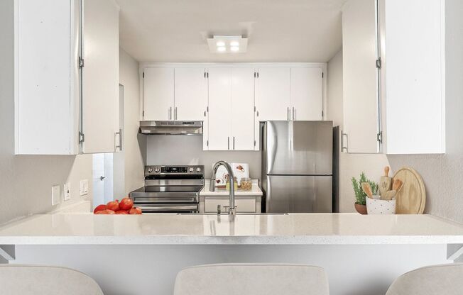1 bed, 1 bath, 640 sqft, $1,350, Unit 241