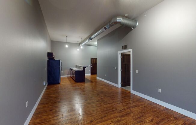 1 bed, 1 bath, 717 sqft, $1,200, Unit 115-112 (The Pearl)