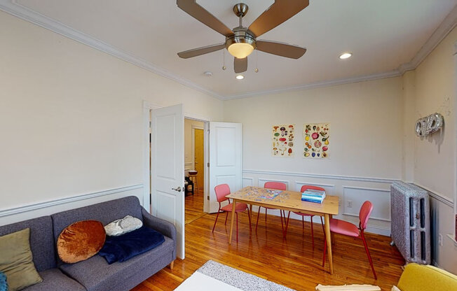 2 beds, 1 bath, 850 sqft, $3,395, Unit 10