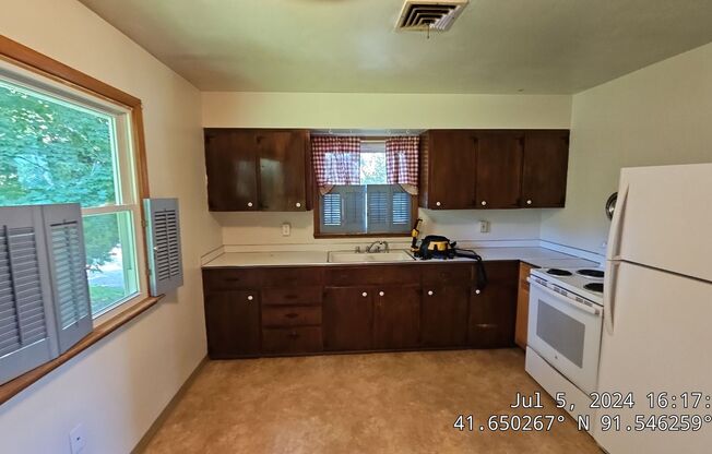 2 beds, 1 bath, 1,000 sqft, $1,200, Unit 518