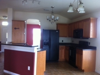 4 beds, 2 baths, $1,795