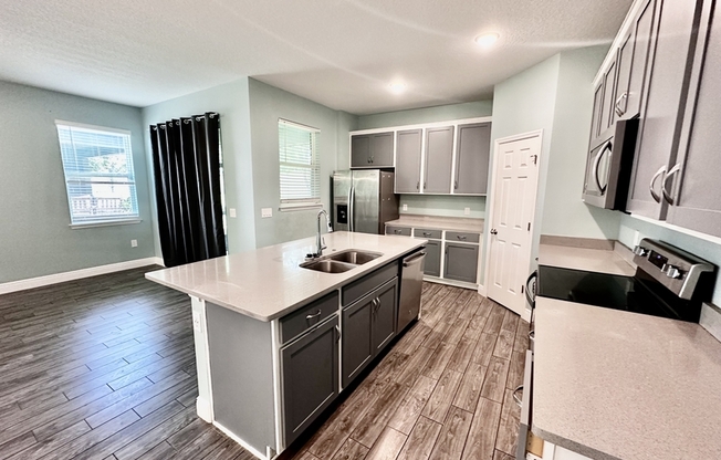 2461 FIRSTLIGHT WAY