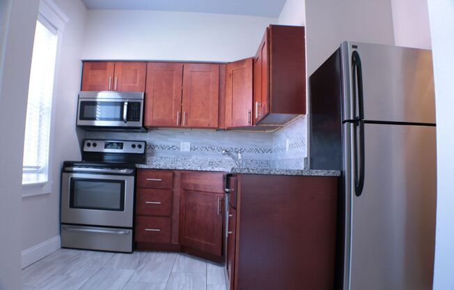 3825 Baltimore