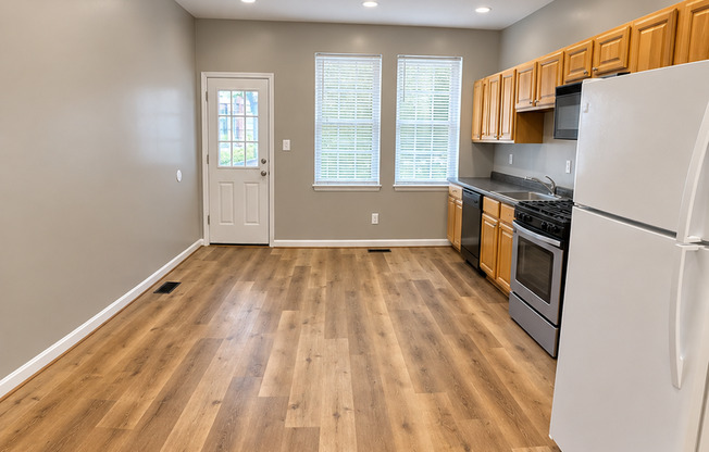Charming Baltimore Rowhome with Private Deck & Exposed Brick