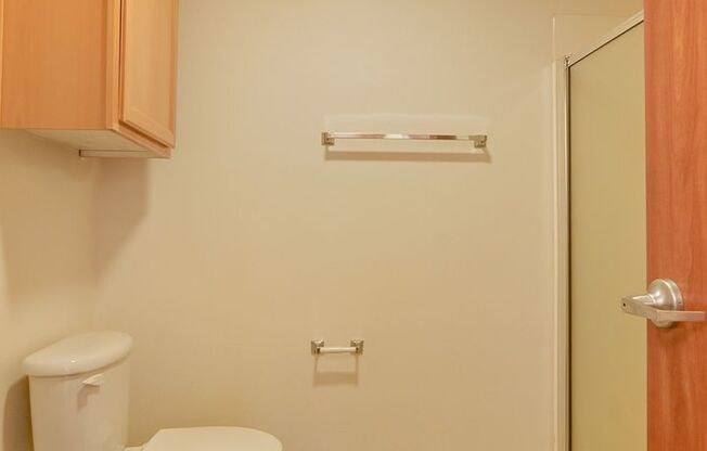 1 bed, 1 bath, $1,400, Unit 105