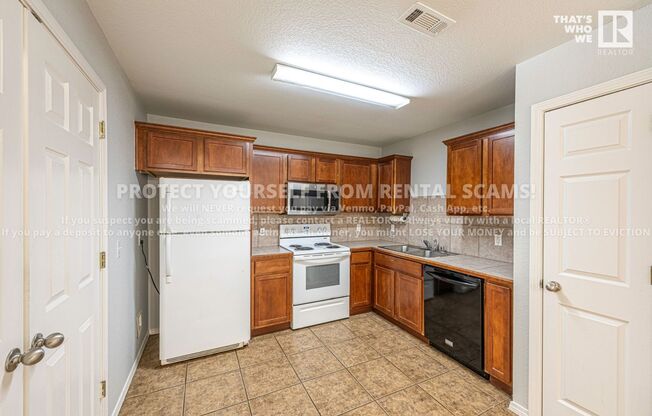 3 beds, 2 baths, $1,650