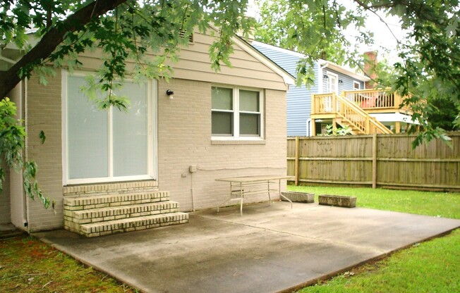 3 beds, 2.5 baths, $2,600