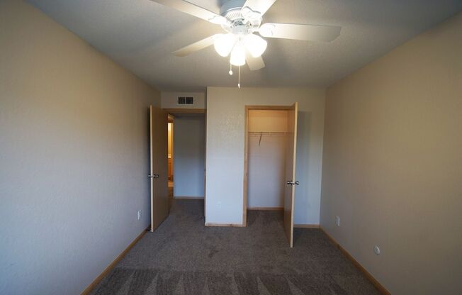 2 beds, 1 bath, 1,120 sqft, $1,724, Unit 308