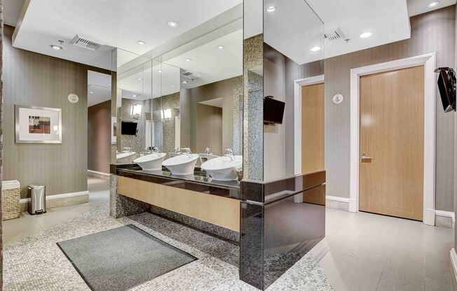 2 beds, 2 baths, $3,000, Unit Unit 3909