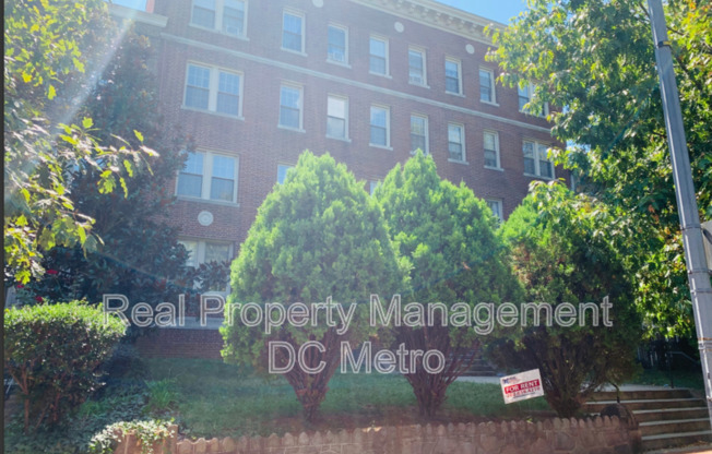 815 Maryland Ave. NE