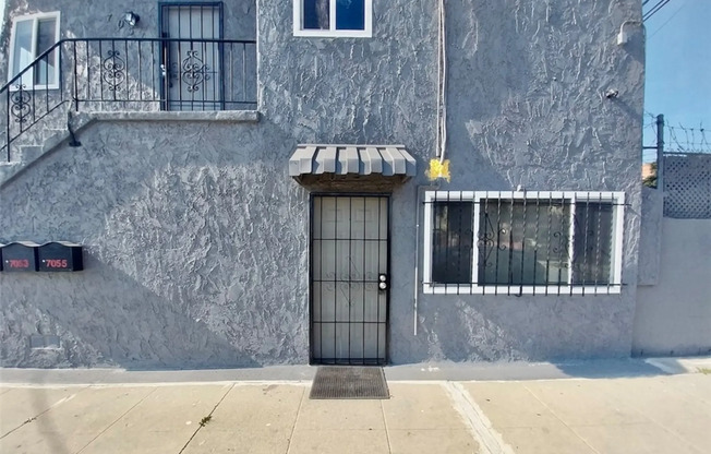 7053 3 AVE