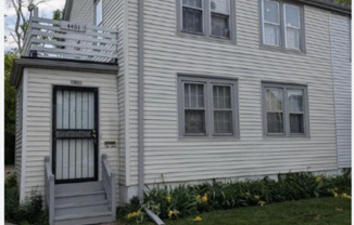 4401 N 25th Street - 3 Bedroom Single Family Home