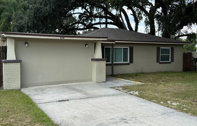 3 Bedroom, 2 1/2 Bath Single Family Home With Pool