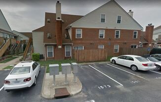 Style, Space & Location Vibes—Your Next Chapter Starts at Lake Shores in THIS 3BR/2BA Condo!