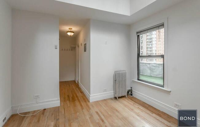 1 bed, 1 bath, $3,150, Unit 1001