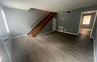 2 beds, 1.5 baths, $800