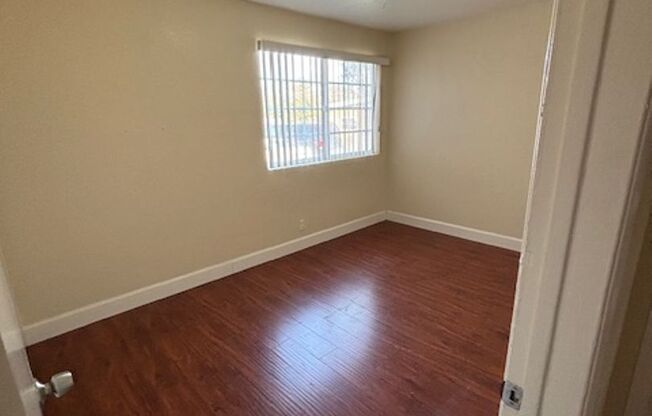 2 beds, 1 bath, 800 sqft, $2,500, Unit 2585