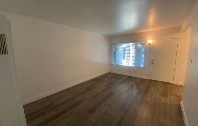 2 beds, 1 bath, 650 sqft, $2,295, Unit 910-02