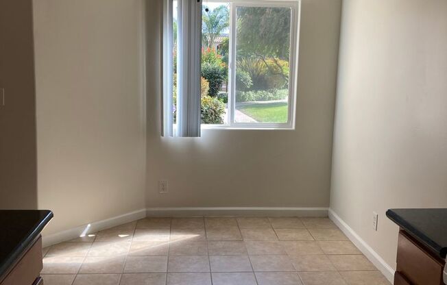 2 beds, 1 bath, 918 sqft, $2,945, Unit 037