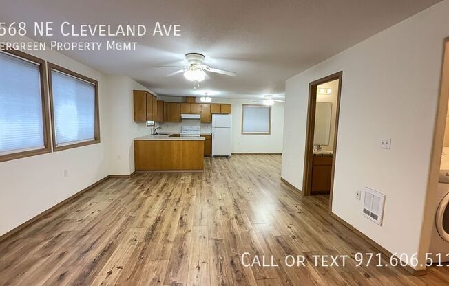 1568 NE CLEVELAND AVE