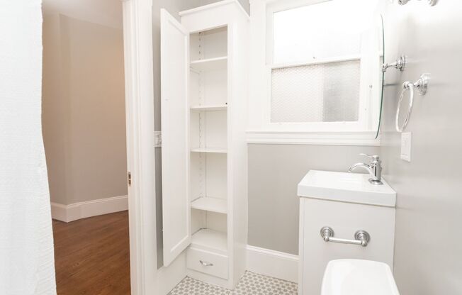1 bed, 1 bath, $1,525, Unit 206