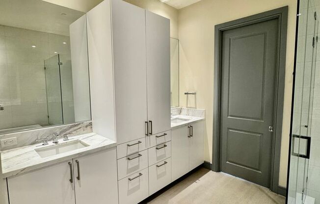 2 beds, 2 baths, 1,455 sqft, $4,000, Unit 1103