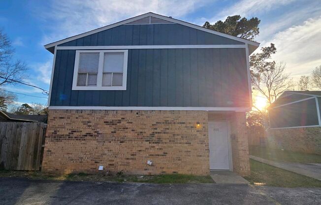 Coming Soon! 2 Bed / 1.5 Bath Townhome in Longview!