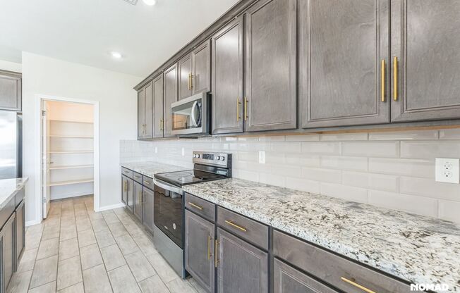 Spacious 5BR House in Casa Grande