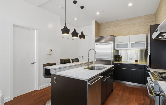 2 beds, 2.5 baths, 1,525 sqft, $7,000, Unit 7C