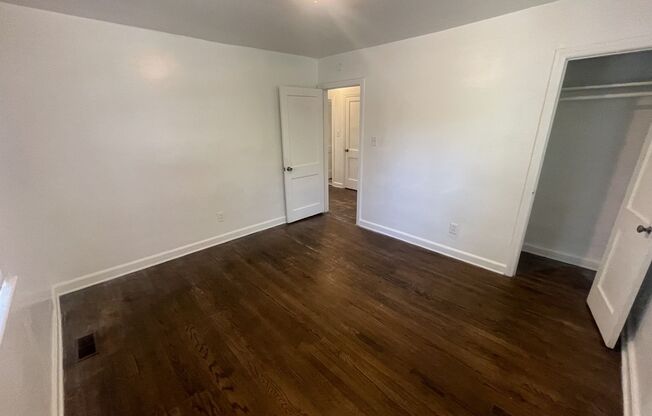 2 bd 1 ba Detached house