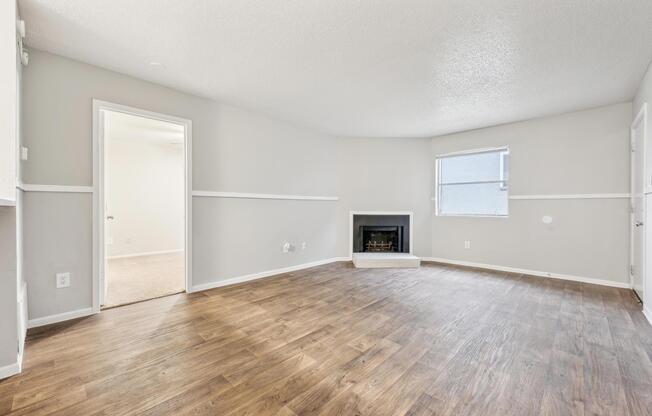 1 bed, 1 bath, 650 sqft, $1,099