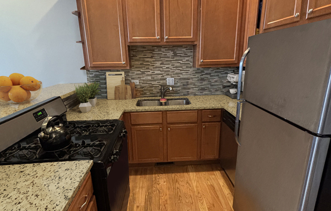 1406 W Superior St 3R