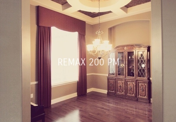 209 HEATHERWOOD CT
