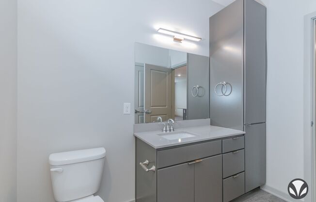 1 bed, 1 bath, 755 sqft, $1,295, Unit YH-2026