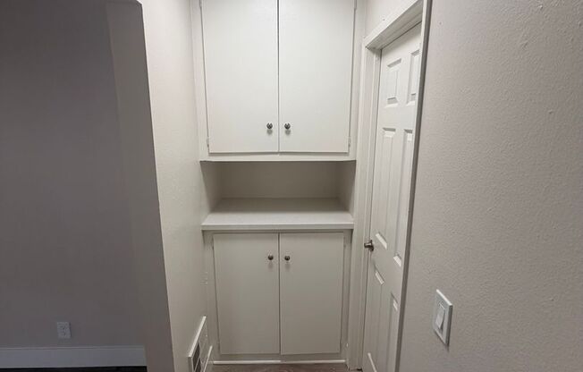 1 bed, 1 bath, 800 sqft, $2,295, Unit 7E