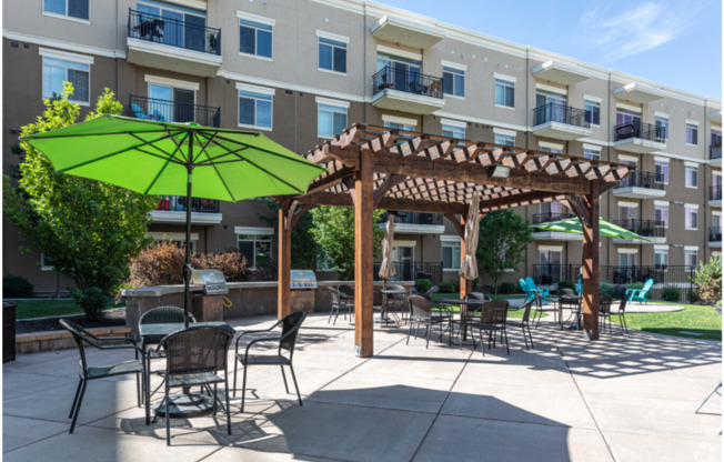 2 beds, 2 baths, 1,004 sqft, $1,550, Unit 339